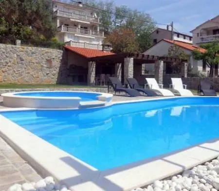 Apartament Leona Lopar